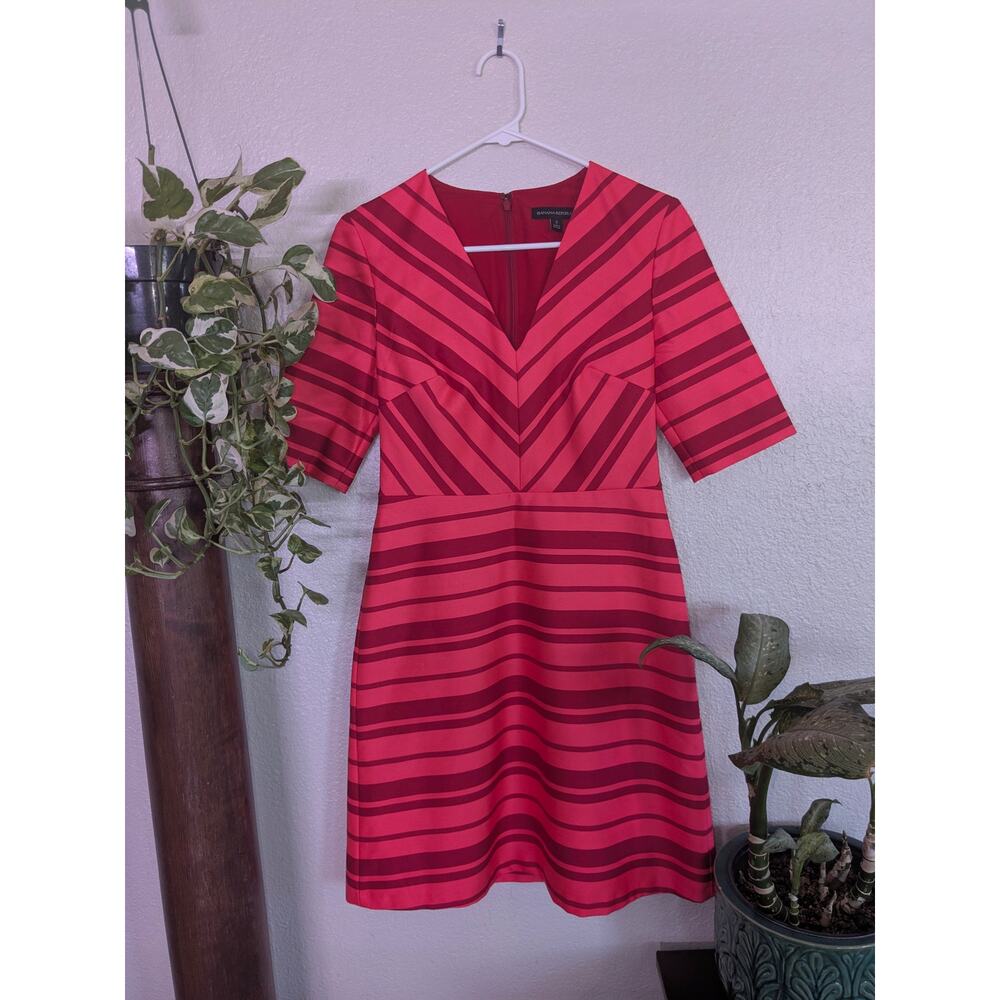 Banana Republic Work Dress Sz 2 Red and Pink Striped Elbow Sleeves